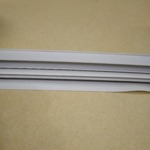 картинка Toshiba 44T66014 уплотнитель двери морозильной камеры холодильника GR-M64RD, GR-RG74RD от магазина Интерком-НН фото 2